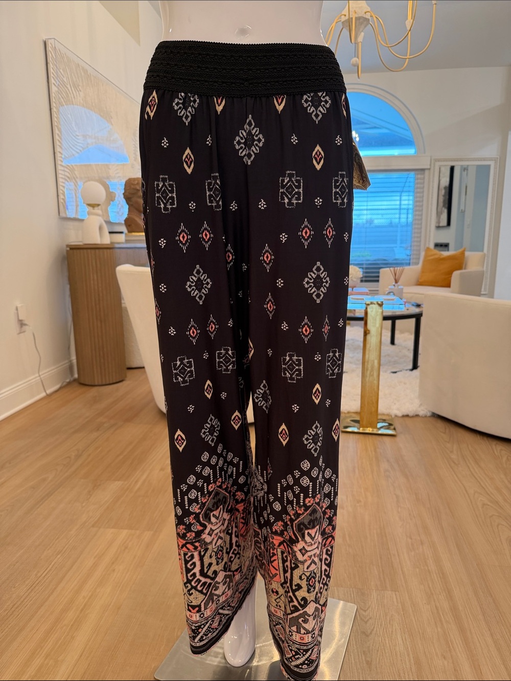Women's Black Smocked-Waist Printed Palazzo Pants